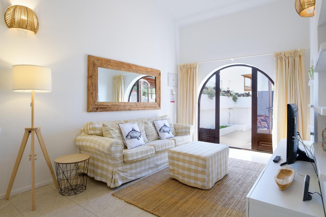 Апартаменты Casa Carbo, Puerto Del Carmen Пуэрто дель Кармен Экстерьер фото
